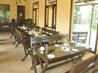 Corbett Mango Bloom Hotel 